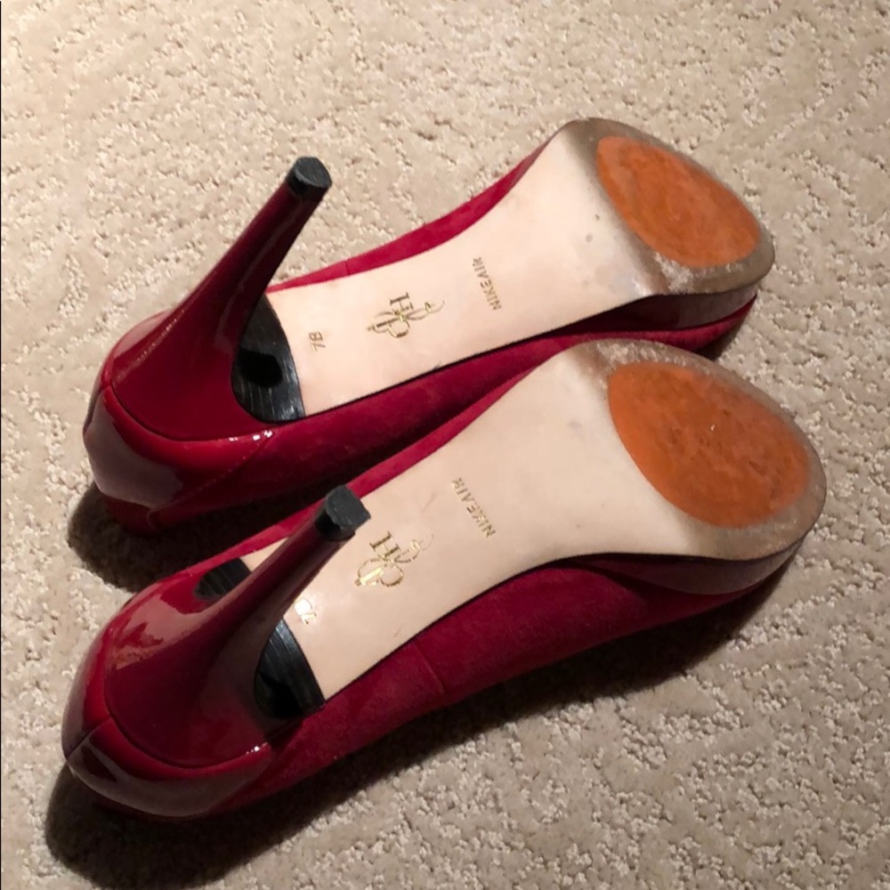 Red heels - Picture 5 of 6